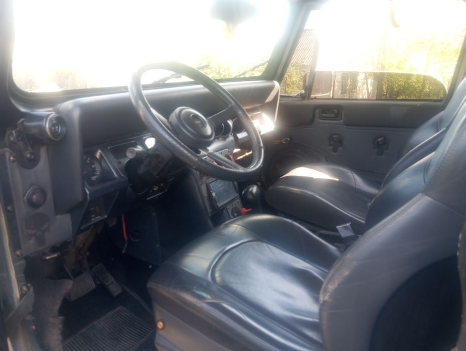Toyota Prado 90 Land Rover Defender