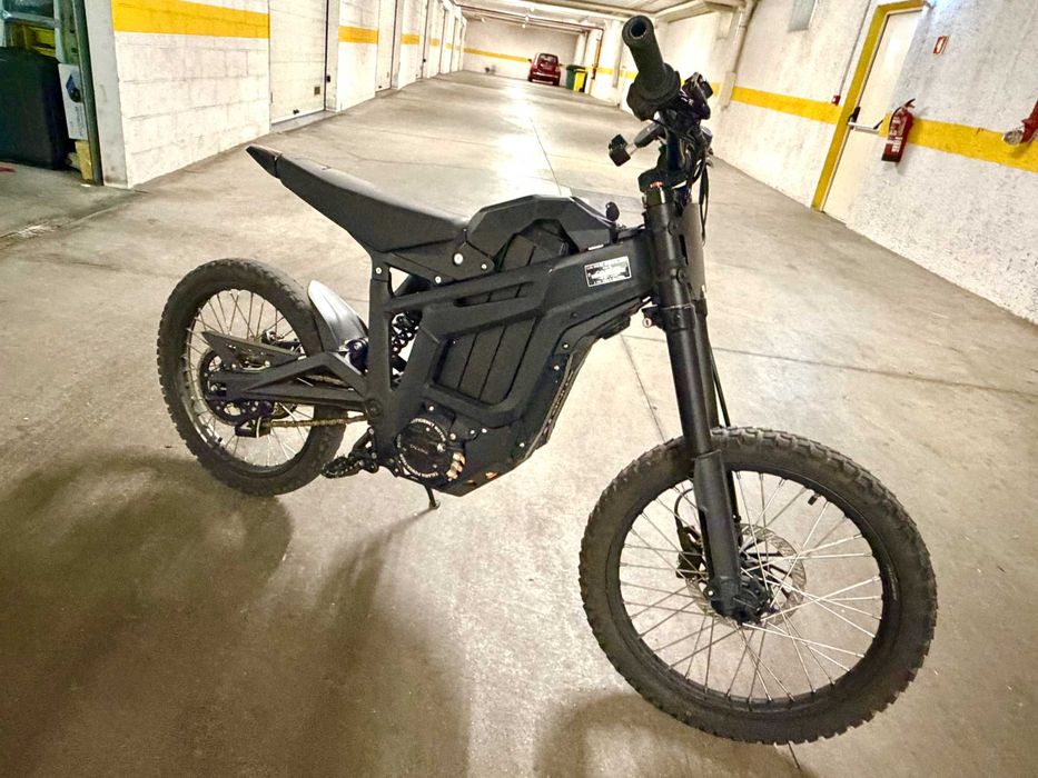 Talaria Sting Pro TL5500 (MX5) 72V 40Ah – 7.108 km - MOTO ELÉTRICA OFF-ROAD - Excelente Estado