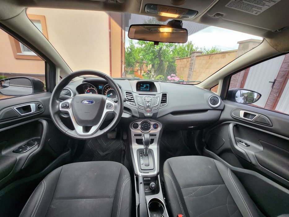 Ford  Fiesta 2015