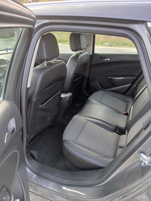 Opel Astra Sports Tourer, bom estado