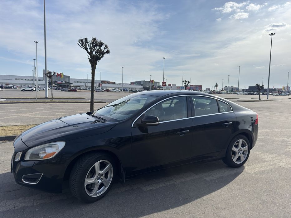 Volvo S60 T5 2012