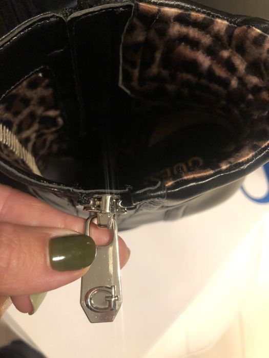 Botki GUESS rozmiar 37