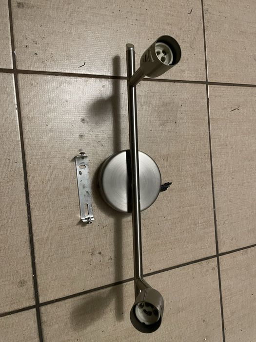 Used GU10 Lamp Fixture – Excellent Condition!64729679872515120