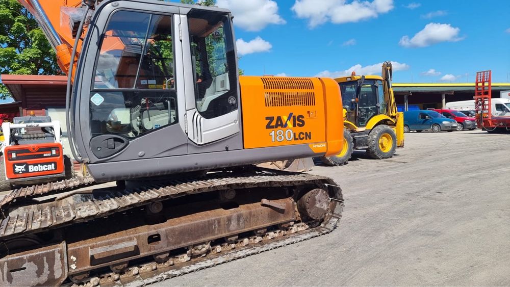 Экскаватор Hitachi ZX 180 , 2010 г