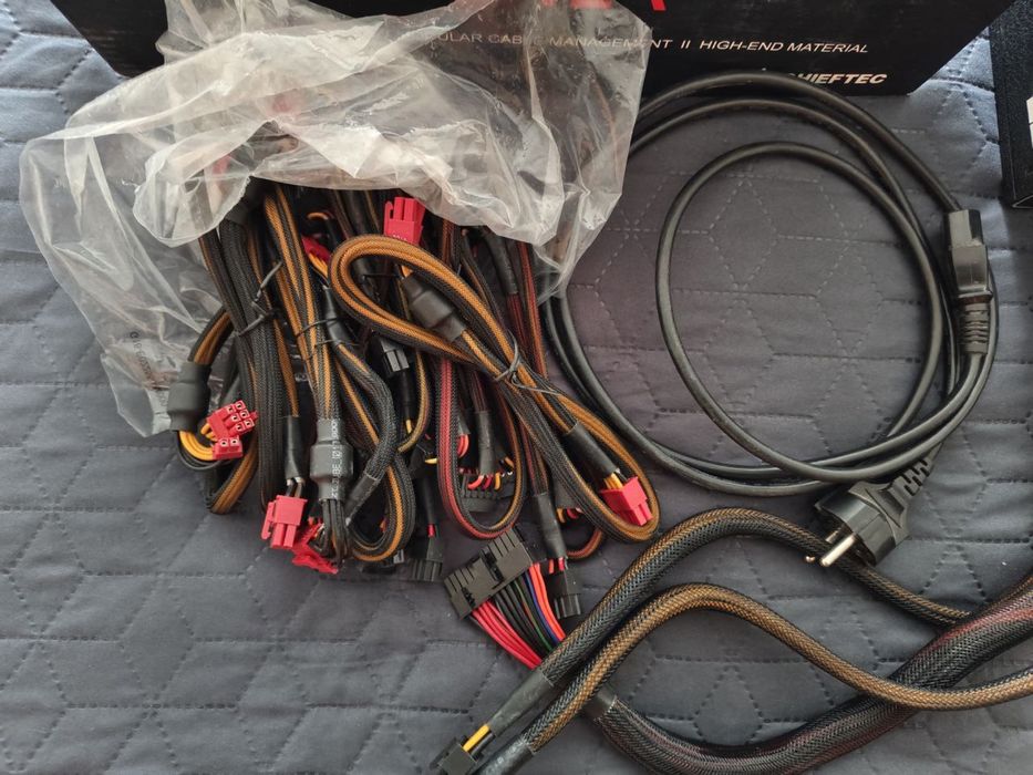 Chieftec GPM 850C, GPM-1000C, GPM-1250C, GPS-1250C, GPS-1450C