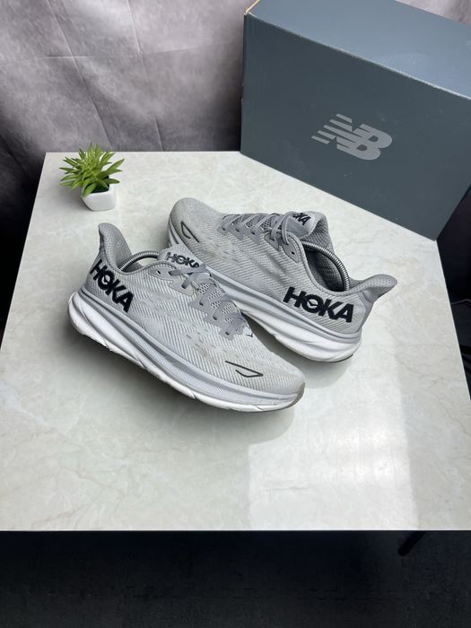Кросівки Hoka Clifton 9 Розмір 46.5 Original Взуття