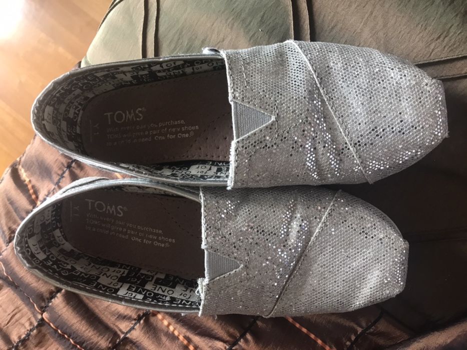 Sapatilhas geox 33 alpercatas toms 32