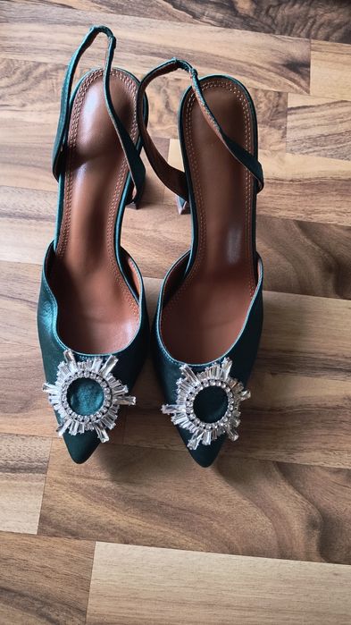 Piękne zielone Buty