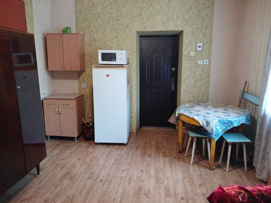 Продам кімнату 19м.кв., світла, тепла. (404813)