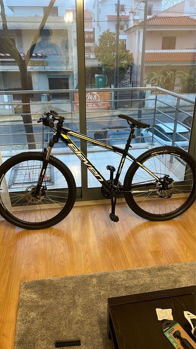 Bicicleta nova utilizada 2x