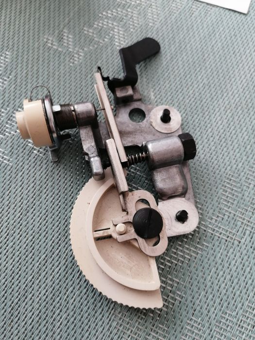 Naprezacz nici do maszyn krawieckich Łucznik klasa 800