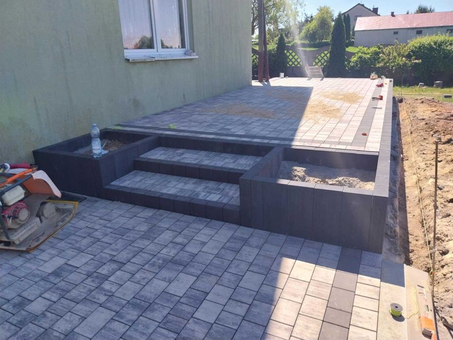 Układanie kostki brukowej