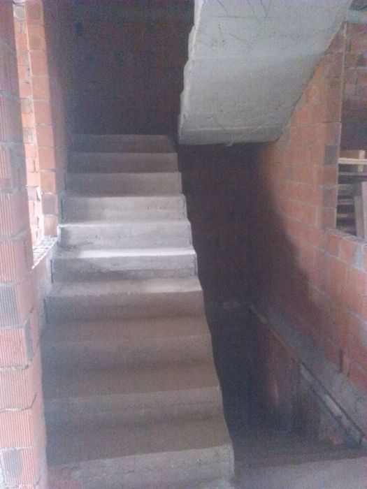 Дом таунхаус, половина 210м² житлової площі+70м² підвал