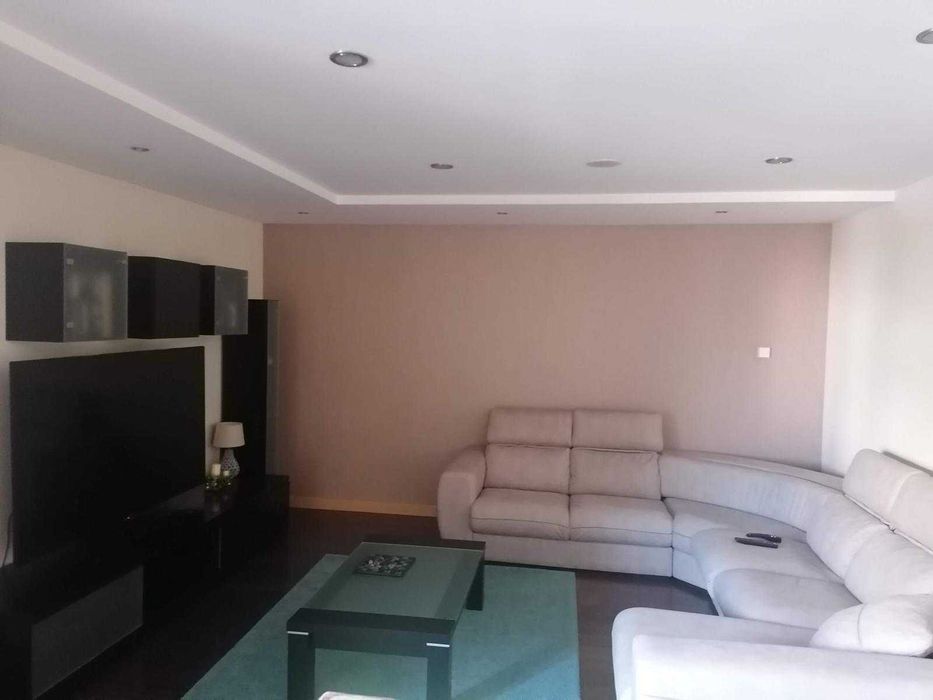 Um sofá para sala