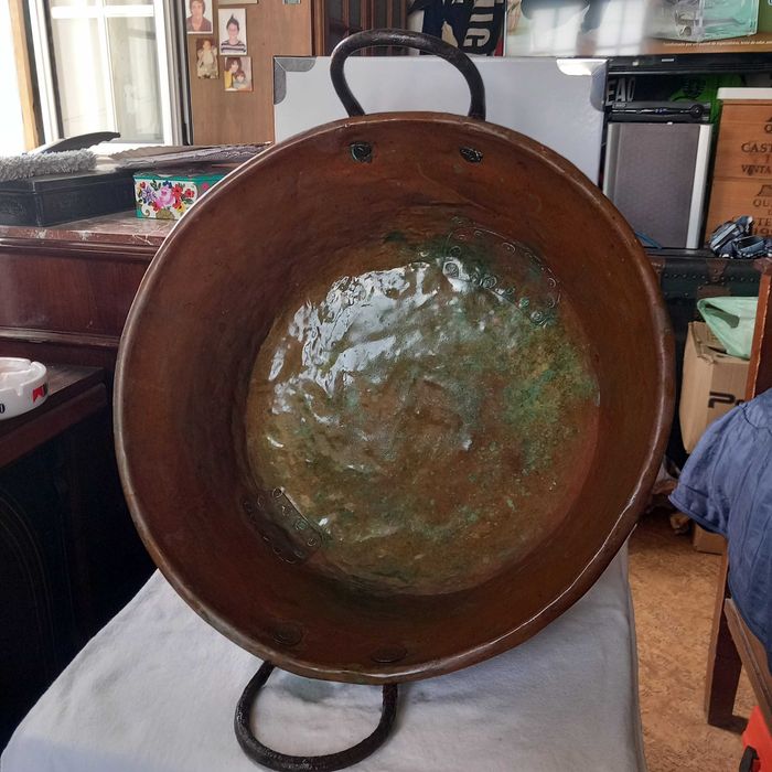 Conjunto de três tachos em cobre