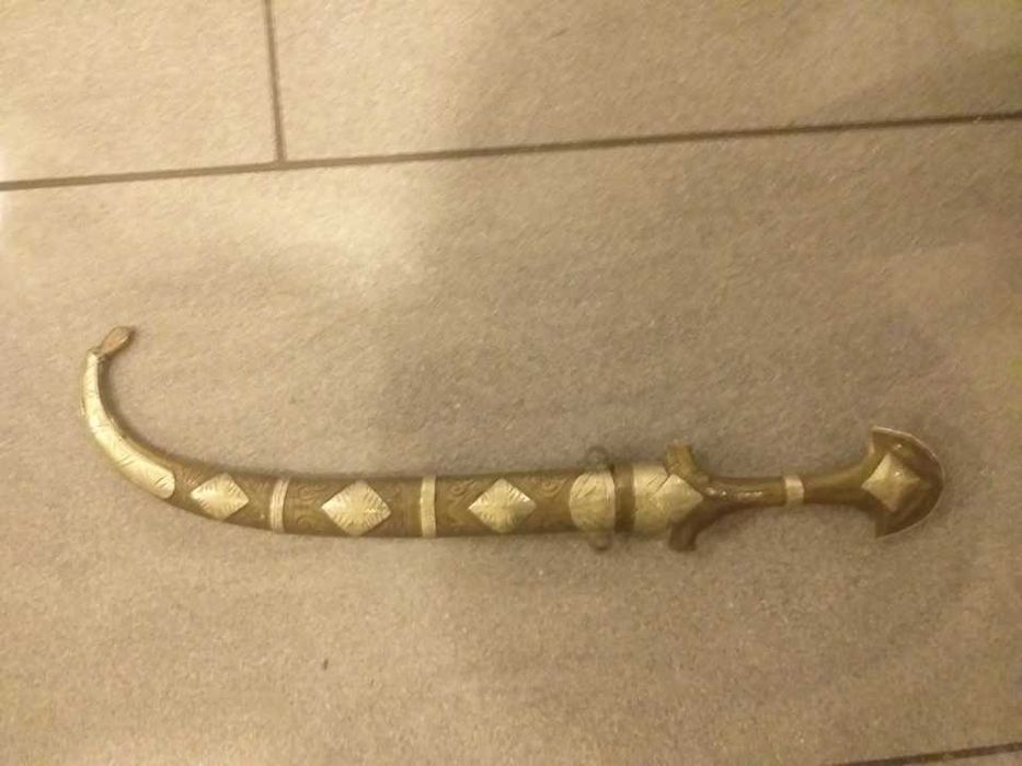 Stary sztylet kindżał