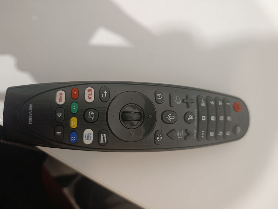 Pilot LG Smart sterowanie głosowe i kursor pokrętło