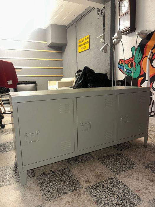 Móvel de TV/arrumo Sklum