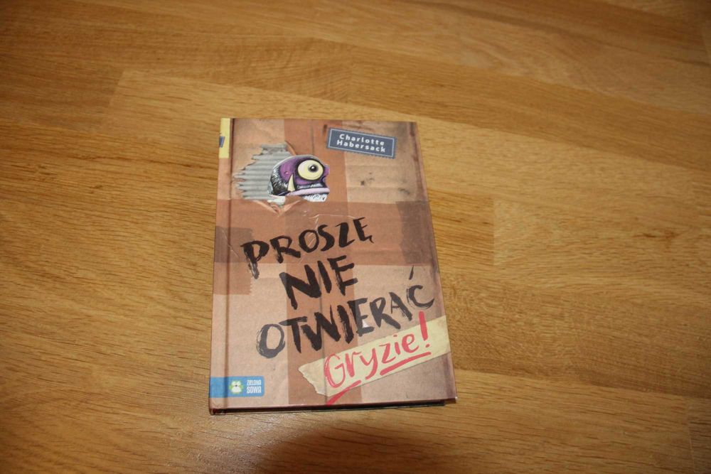 Książka - proszę nie otwierać. Gryzie !