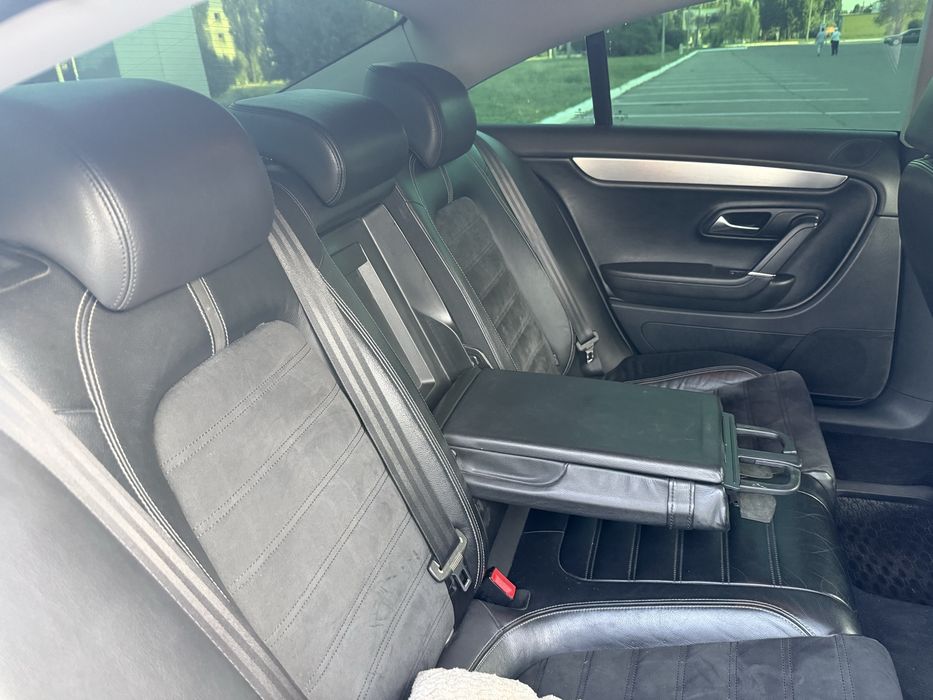Volkswagen  Passat cc 2011 года 1.8 tsi
