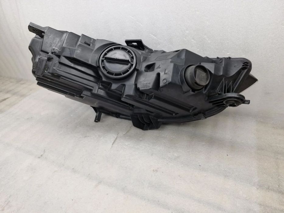 audi a4 b9 lift lampa lewa przód 8w0941011