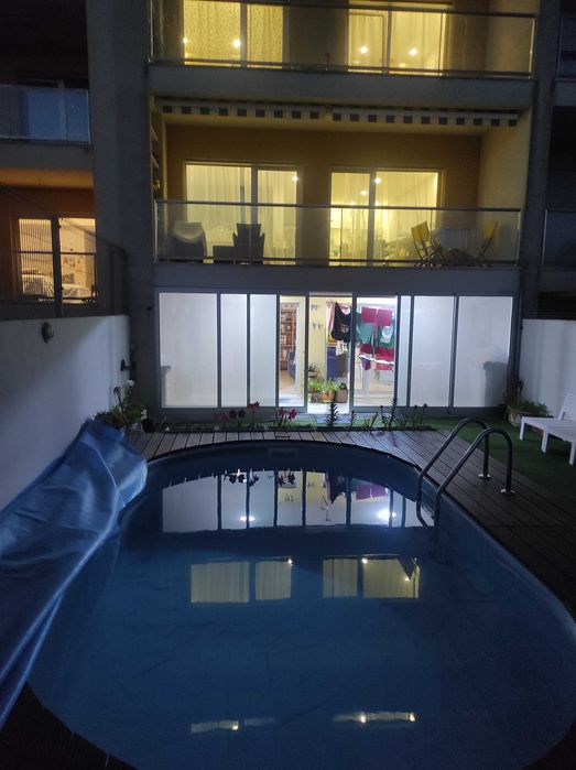 Moradia com piscina e vista mar e serra