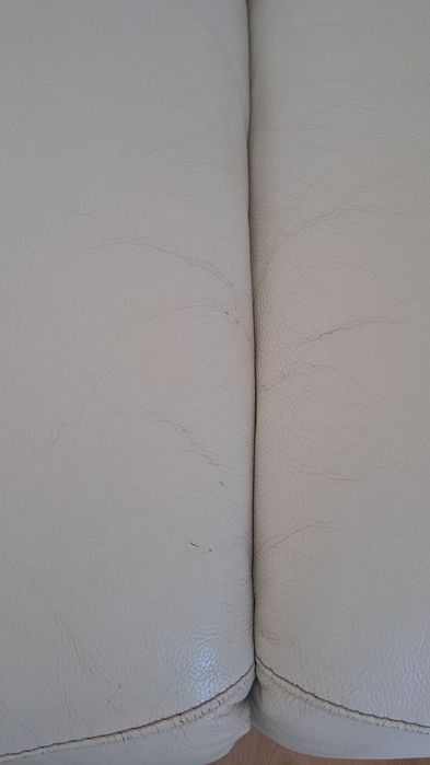 Sofá em pele de 2 lugares,  branco