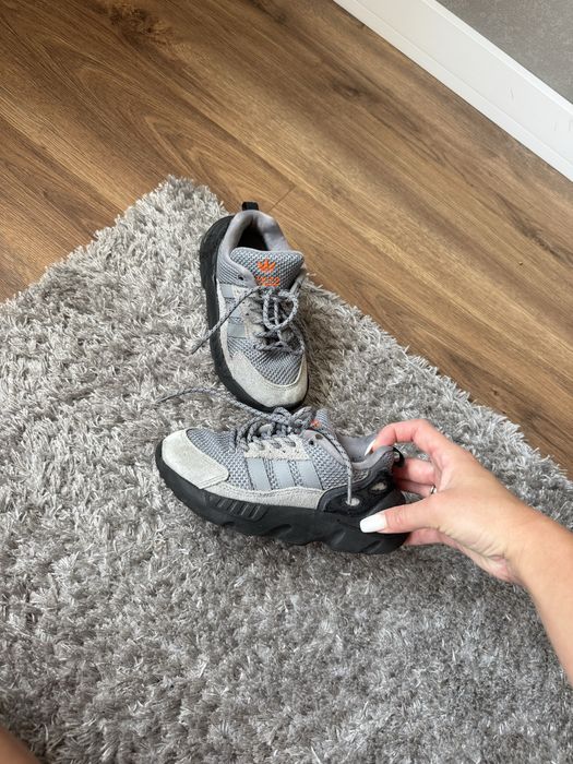 Кросівки adidas zx 22