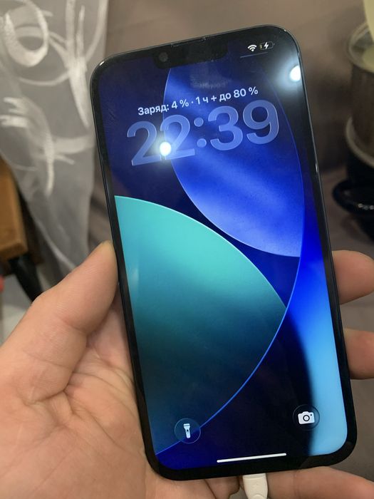 Айфон 14+ не баче сім карти і перезапускається