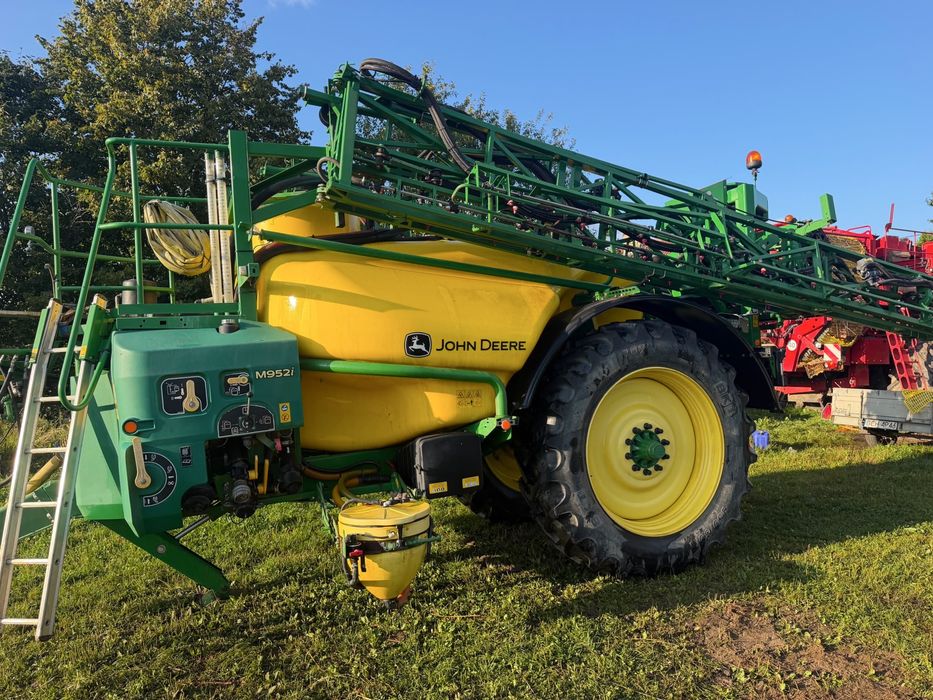 Opryskiwacz john deere m952i