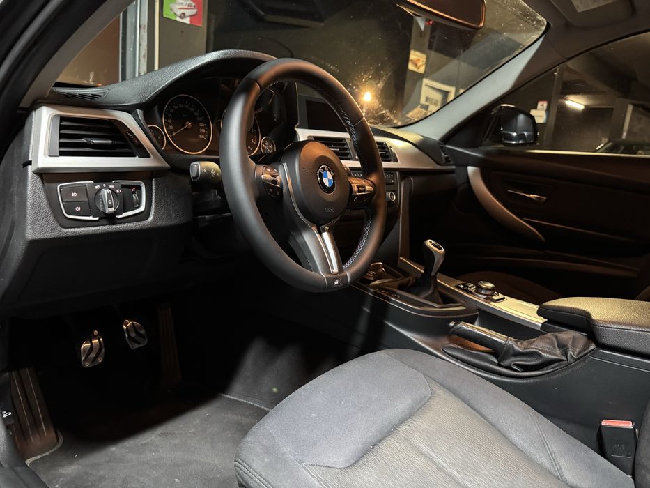 BMW 318d Touring  F31 Sport Line