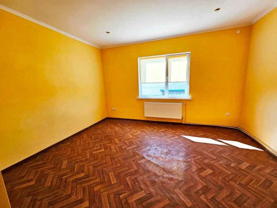 Продається виробничо-офісне приміщення в центральній частині м.Стрий