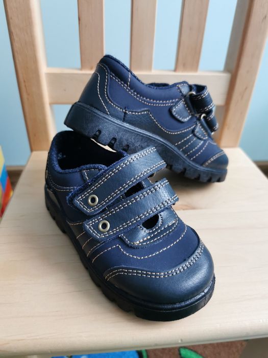 Półbuty na rzep 25 Nowe