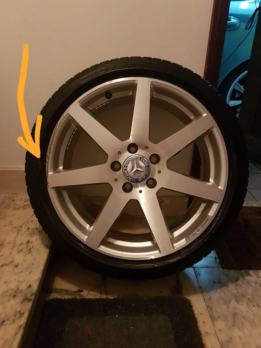 Jantes 18 AMG originais . Acabamento "high-sheen"