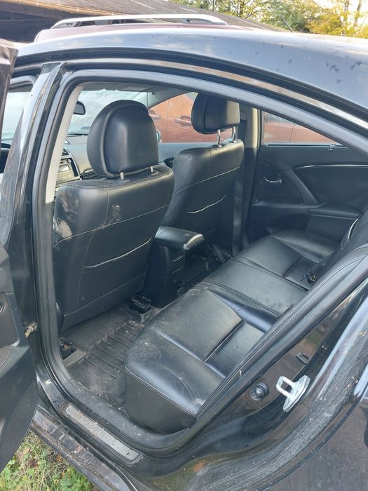 Toyota  Avensis 3500