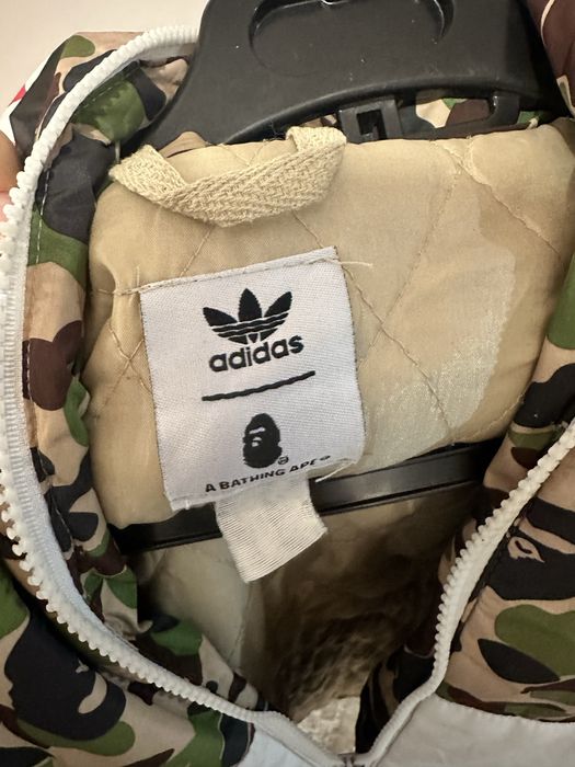 продам куртку Bape