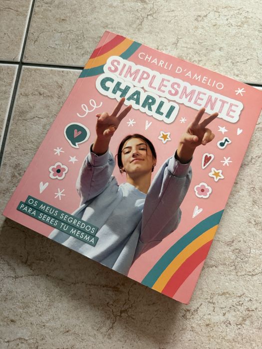 “Simplesmente Charli” - Charli D’Amelio