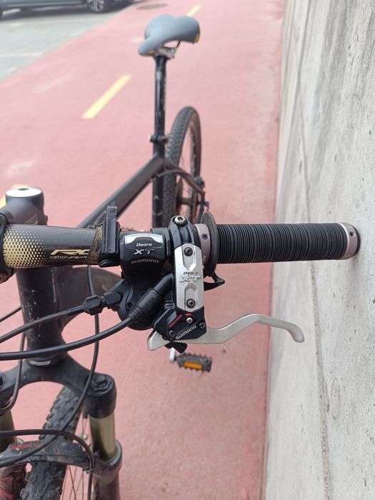 Bicicleta BTT XT em alumínio, T26