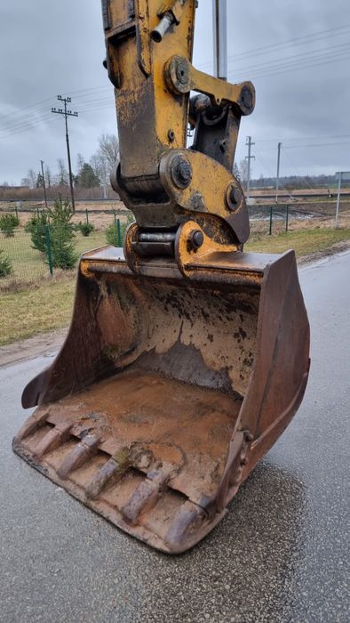 В НАЛИЧИИ ! колесный экскаватор JCB JS 200 W