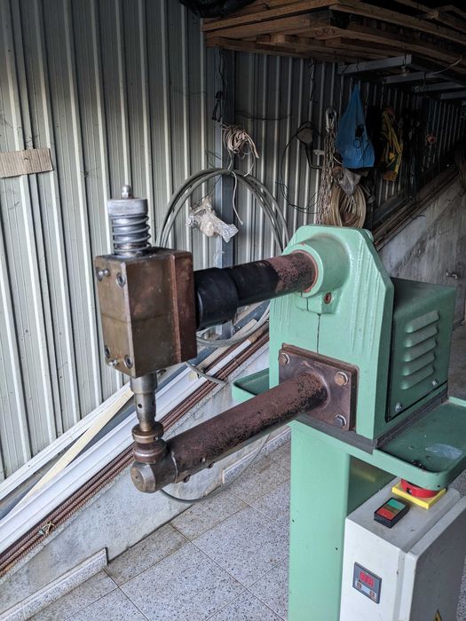 Máquina Industrial de Cravar / Pregar Ilhós e Rebites (Com Coluna)