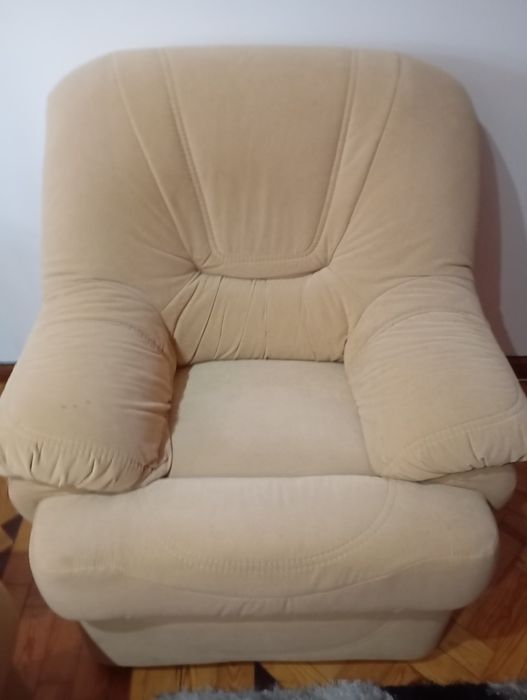 Vende-se sofás beges