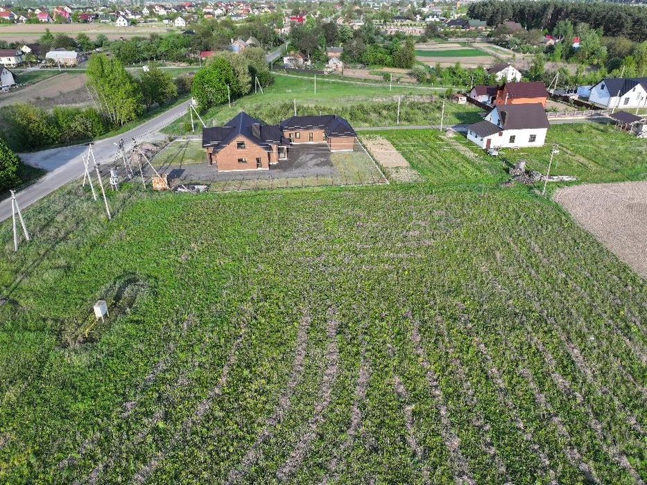 ТЕРМІНОВО: земельна ділянка біля Луцька