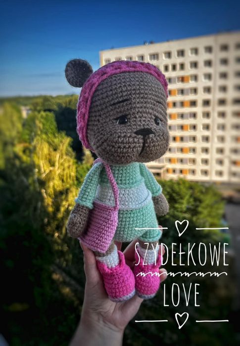 Miś zrobiony na szydełku maskotka handmade