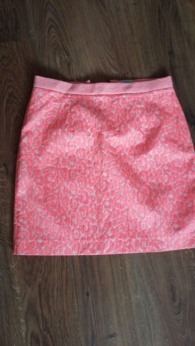 Spódnica rożowa M