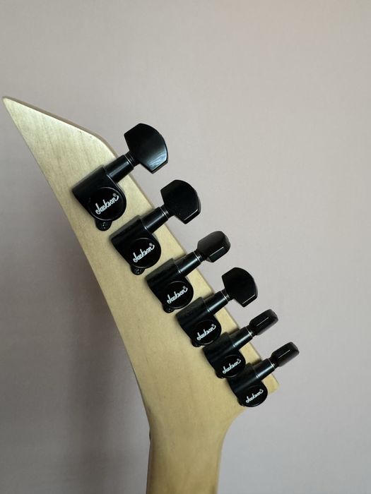 Електрогітара Jackson Js11 Dinky