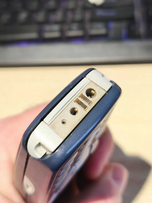 NOKIA 3310 kolekcjonerska bez simlocka z łądowarką