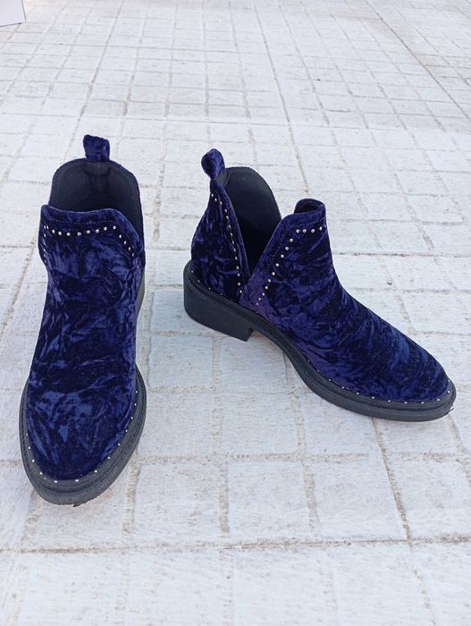 Botas botins rasos lilás/roxo camurça