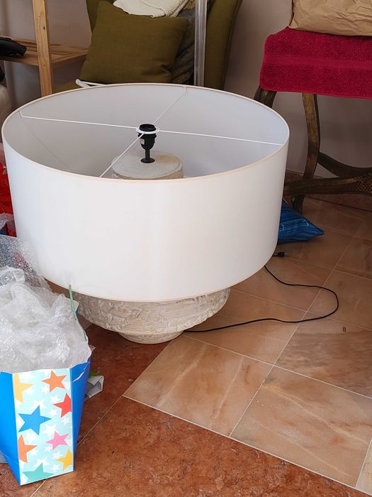 Candeeiro grande de ceramica
