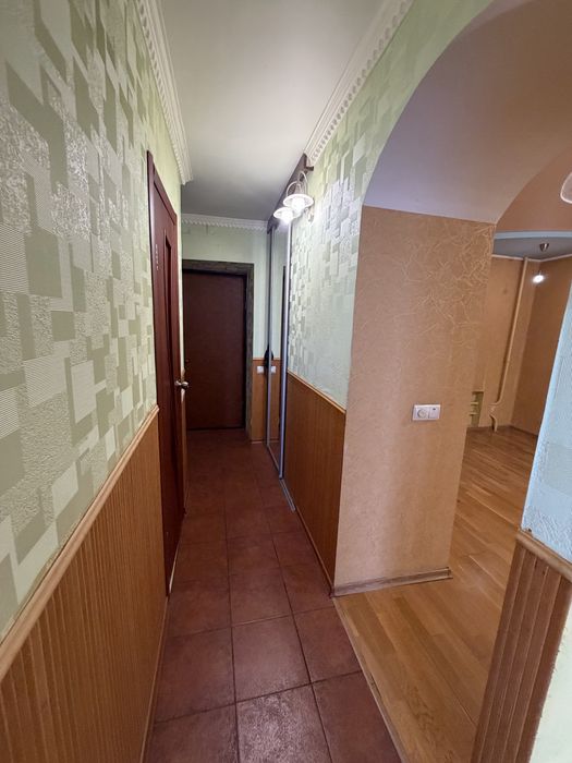 Продам 1 комнатную квартиру.Малышева.
