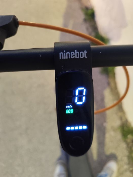 Scooter elétrica ninebot f30